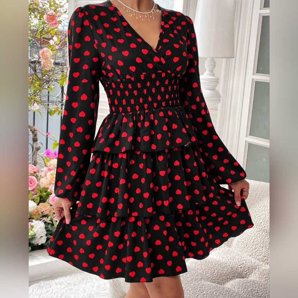 Elegant Black and Red Chiquease Heart Pattern V-Neck Shirred Waist Layered Dress